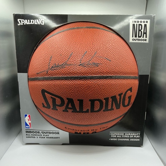 Isiah Thomas Autograph Spalding Full Size Basketball - NO COA - Detroit Pistons - Picture 1 of 9